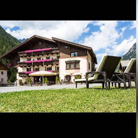 Hotel Restaurant Liesele Sonne Sankt Leonhard im Pitztal Exterior foto