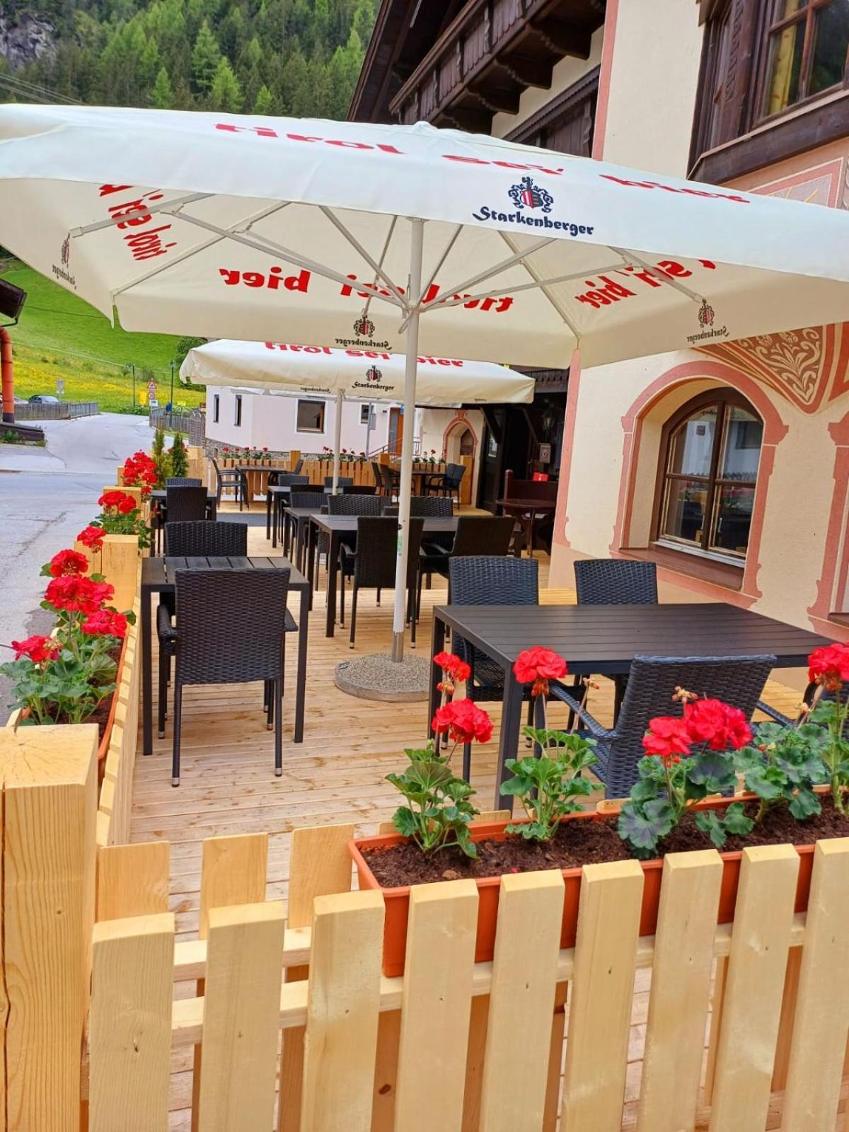 Hotel Restaurant Liesele Sonne Sankt Leonhard im Pitztal Exterior foto